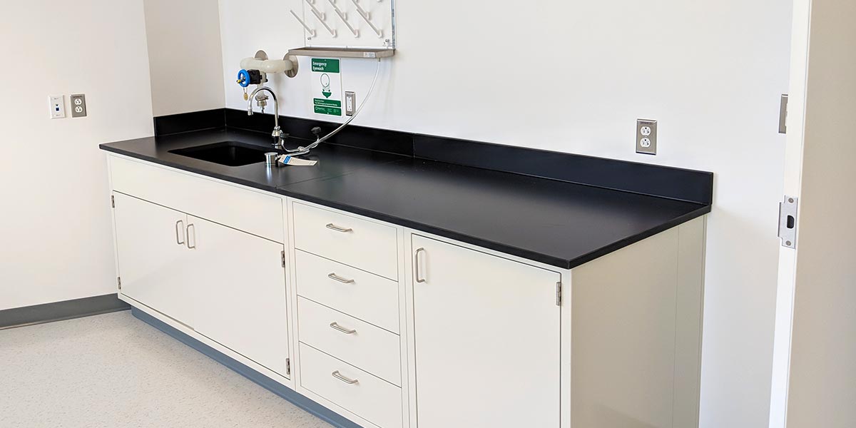 JNP Labs | Professional Laboratory Installations